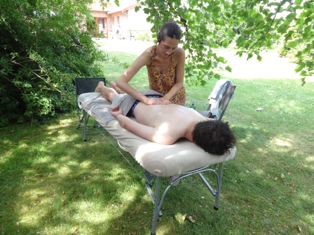 L'ÊTRE EN MAINS relaxation réflexologie énergétique reiki massages bien-être Lille Justine MARTIN